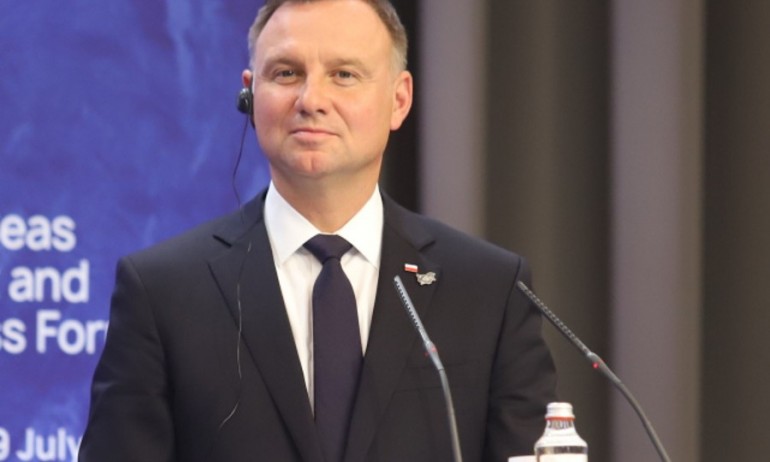 Президентът на Полша е готов да посредничи за стартиране на преговори между България и РСМ - Tribune.bg