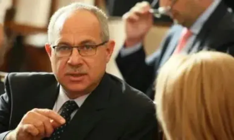 Антон Тодоров: Трябва да сме благодарни на Горбачов заради неговия отказ от доктрината Брежнев - Tribune.bg