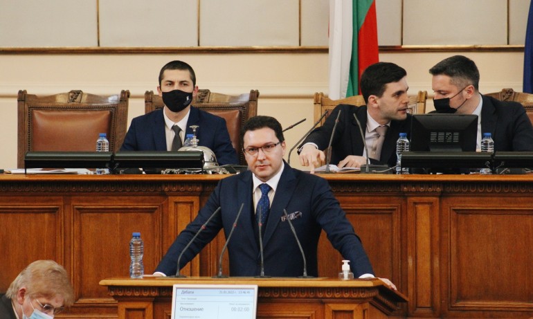 Даниел Митов: ГЕРБ не всява паника, но наблюдава тежки парадокси във властта - Tribune.bg