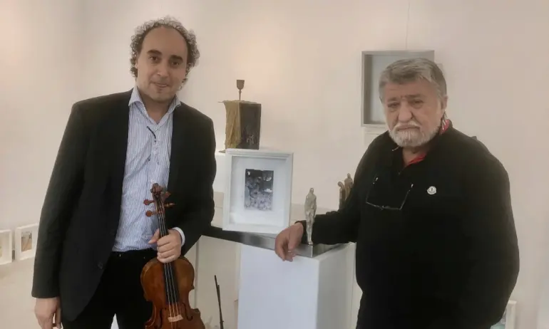 Световноизвестният български цигулар Марио Хосен възхитен от Арт галерия Vejdi 