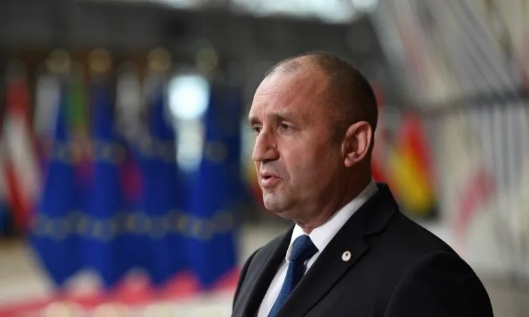 Радев отново в контакт с болен с коронавирус, премиерът на Люксембург - Tribune.bg