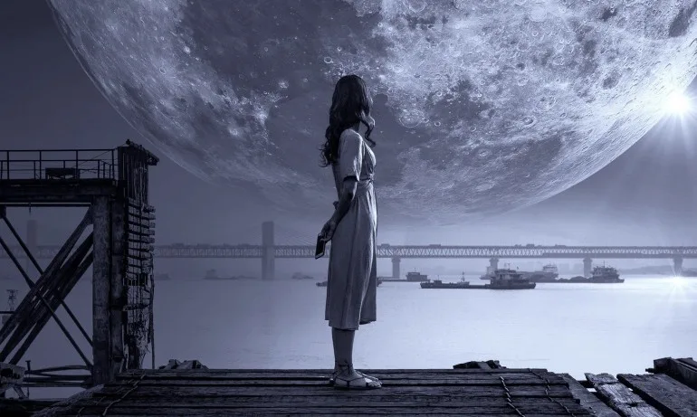 Критичните точки на Луната - Tribune.bg