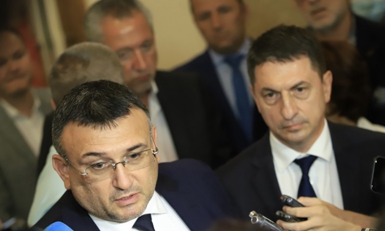 Терзийски и Маринов за войната между МВР и прокуратурата: Това е само в интерес на бандитите - Tribune.bg