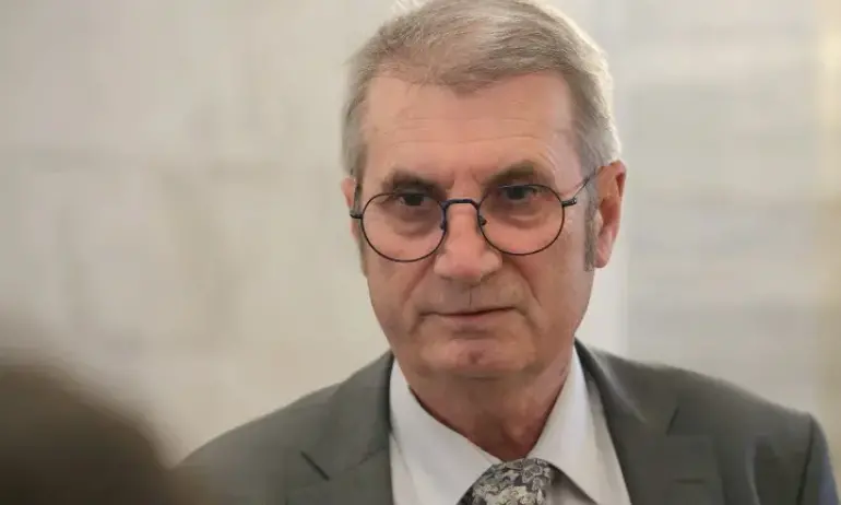 Христо Хинков: Премиерът има доверие в мен, не съм обмислял оставката си - Tribune.bg