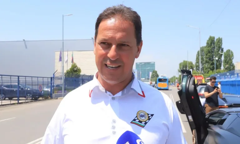 Скандал! Автомобилен шеф подал една база за 9 клуба и федерация, няма договор - Tribune.bg