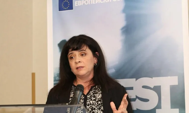 Български учени с пробив в борбата с рака на гърдата - Tribune.bg