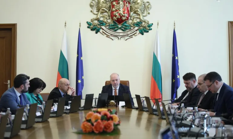 Кабинетът обсъжда наблюдение на цените при въвеждането на еврото - Tribune.bg