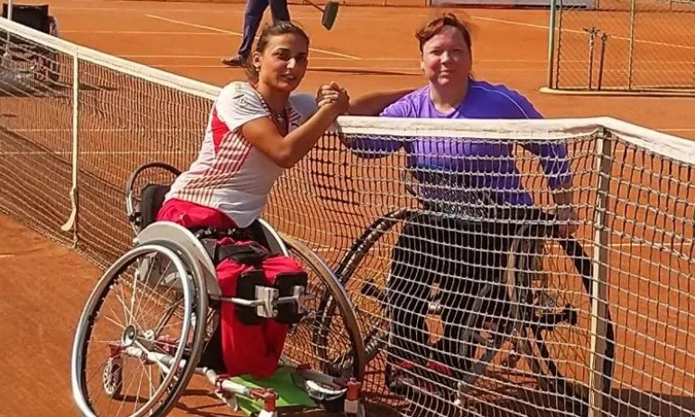 Зоя Чавдарова спечели трето място на турнира по тенис за хора в инвалидни колички от веригата Фючърс в Пловдив - Tribune.bg