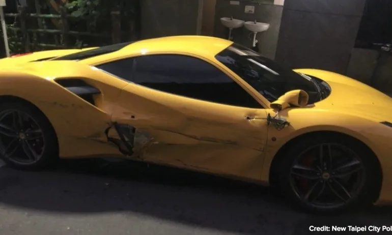 Доброволци събират пари за изморен шофьор, помел три Ферарита-та (Снимки/ВИДЕО) - Tribune.bg