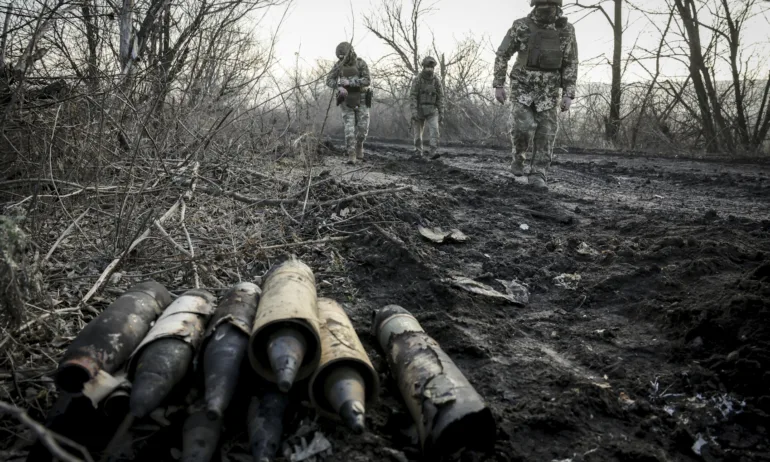 Заплахи за ракетни удари на Русия в Украйна, обявена е въздушна тревога в няколко области - Tribune.bg