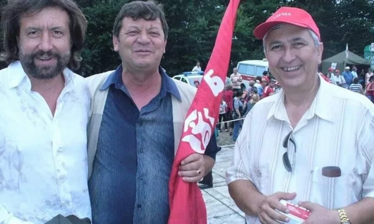 Лъсва все по-топлата връзка между Николай Банев и БСП - Tribune.bg