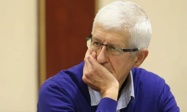 Румен Овчаров: Промяната за 8 месеца направиха повече гафове в енергетиката от Бойко Борисов за два мандата - Tribune.bg