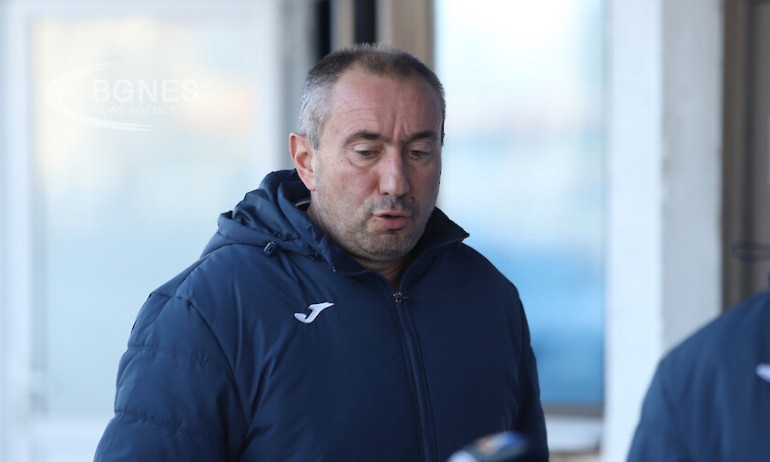 Стоилов обяви, че Филип Кръстев остава за още един сезон - Tribune.bg