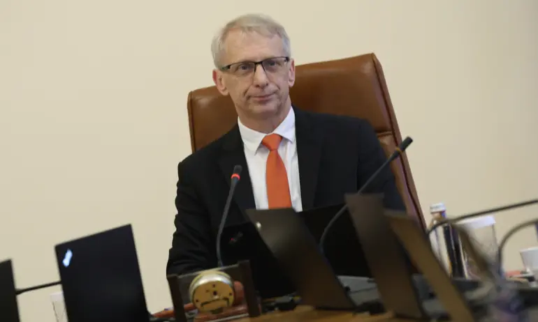 Денков на разговори в Брюксел с Урсула фон дер Лайен, Шарл Мишел и Столтенберг - Tribune.bg