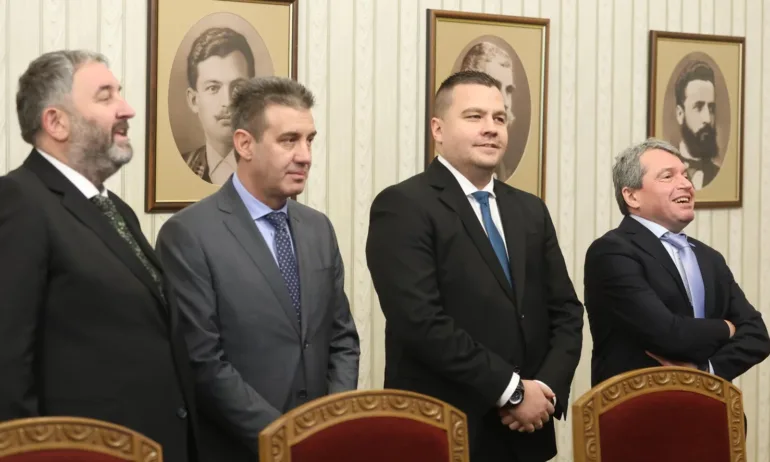 ИТН се събира на Национална конференция, за да изберат председател на партията - Tribune.bg