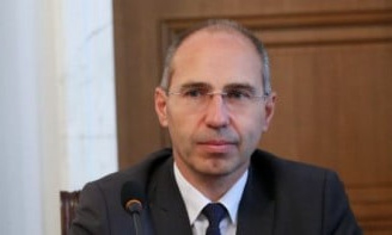 Сиела Норма обяви, че готви 400 машини за части - Tribune.bg