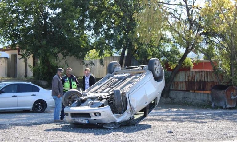 19-годишен самокатастрофира на Е-79 в Кресна, не е пострадал - Tribune.bg