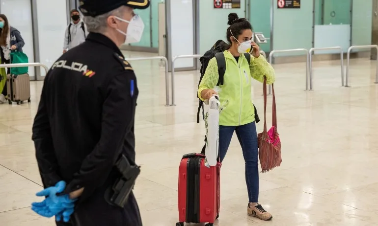 Испания улеснява престоя и завръщането на чужденци в условията на COVID-19 - Tribune.bg