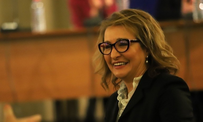 Проф. Антоанета Христова: Преговорите за правителство са повърхностни - Tribune.bg