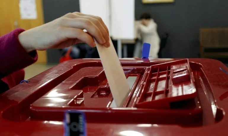 Парламентарни и местни избори в Сърбия - Tribune.bg