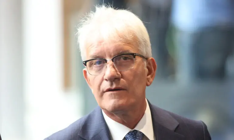 Единодушно: ПГ на ДПС изключи Рамадан Аталай - Tribune.bg