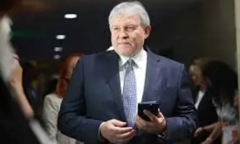 Румен Христов: С документите в Партийния дом изгоря и истината за много хора и събития - Tribune.bg