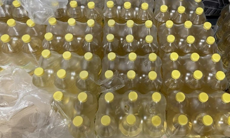 Мними търговци предлагат евтино олио с обяви в социалните мрежи - Tribune.bg