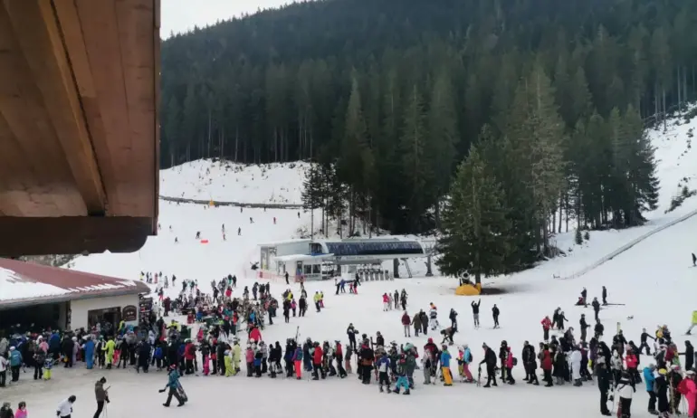 Лавинна опасност в Банско, видимостта е лоша - Tribune.bg