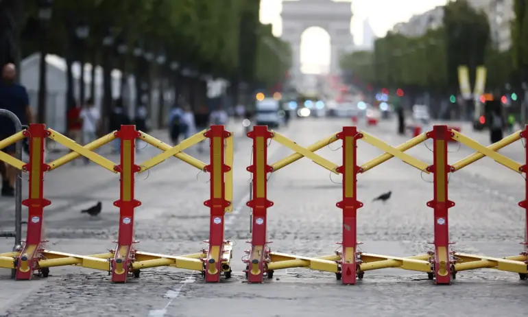 Макрон свиква кметовете на 220 населени места - Tribune.bg