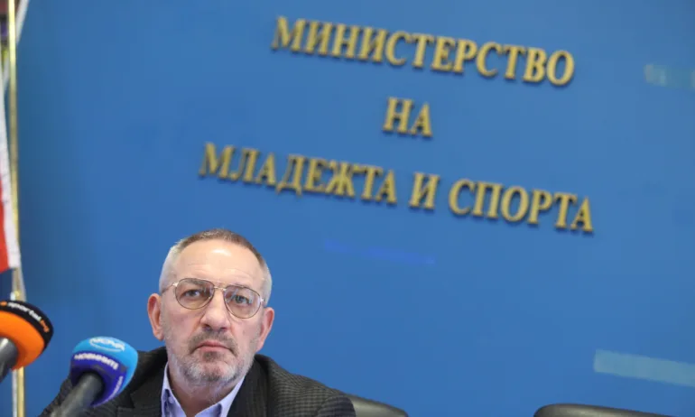 Кузманов за Радостин Василев: Някой се прави на полицай, на прокурор, вместо да си гледа работата - Tribune.bg