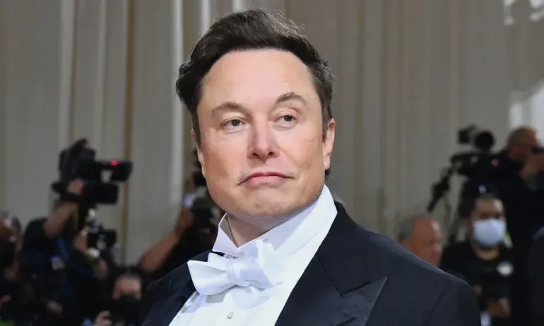 Неочаквано! Илън Мъск ще купува Ман Юнайтед - Tribune.bg