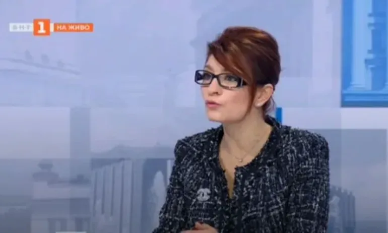 Десислава Атанасова: Станахме свидетели на политическия егоизъм, инатлък и старт на предизборна кампания - Tribune.bg