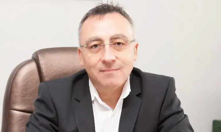 Училищен директор обобщи Бюджет 2023: Учителите трябва да научат децата да ядат по-малко… - Tribune.bg