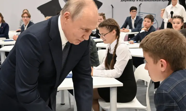 Руският президент Владимир Путин заяви пред ученици, че е невъзможно