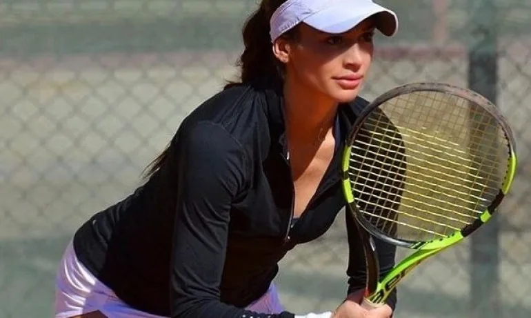 Вангелова даде само 4 гейма на германка в Тунис - Tribune.bg