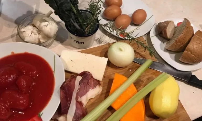 Десните за евродоклада – засрамено мълчание и... кулинарни снимки - Tribune.bg