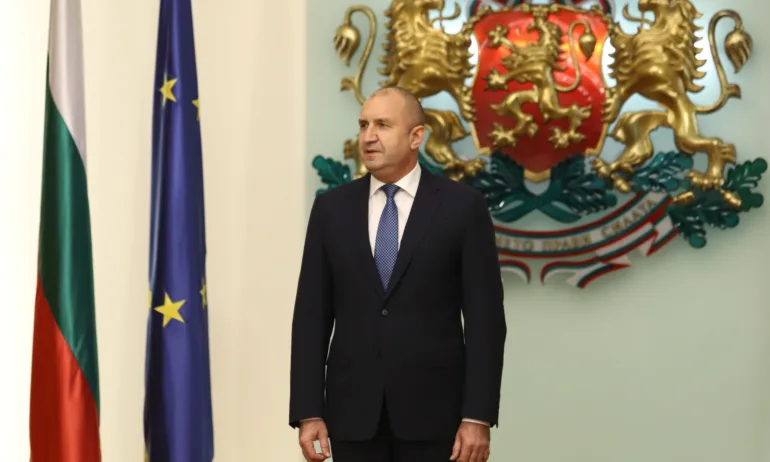 Радев падна в капана на апетита си за власт - Tribune.bg