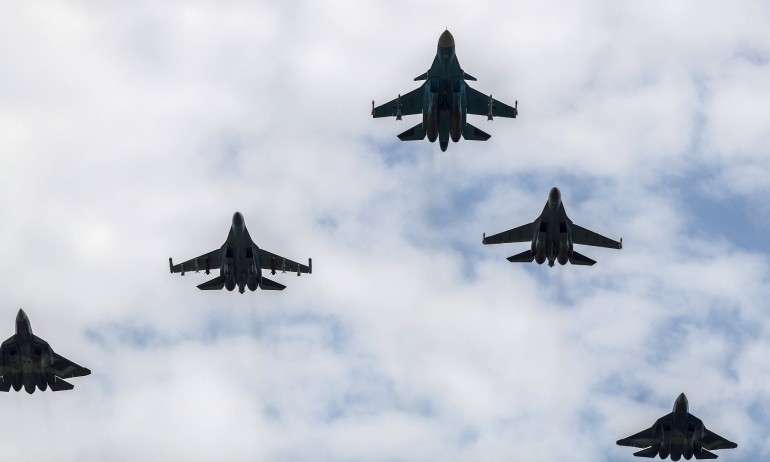 САЩ затварят въздушното си пространство за Русия - Tribune.bg