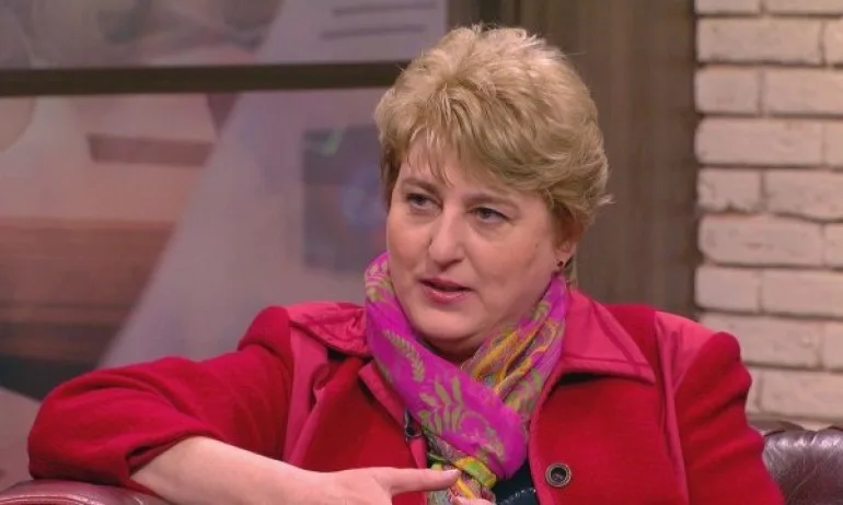 Подпалиха къщата на знакова адвокатка - Tribune.bg