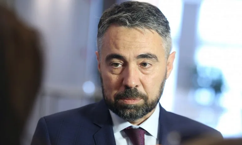 Сменят и ръководството на Българския енергиен холдинг, предишните бяха избрани с конкурс преди месеци - Tribune.bg