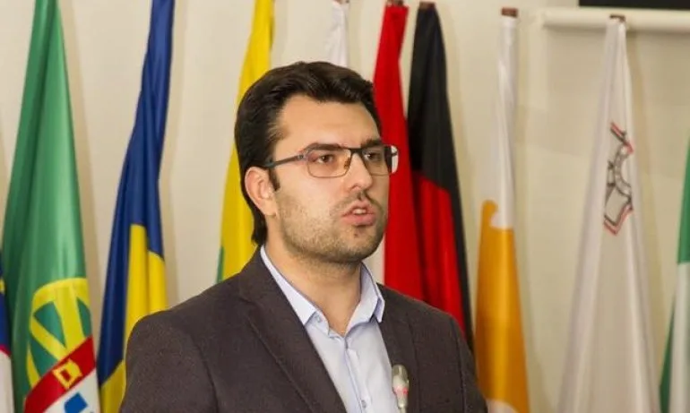 Георг Георгиев: Президентът дава лоши сигнали към ЕС - Tribune.bg