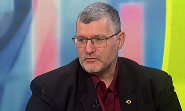 Проф. Момеков: Тестовете за антитела могат да се фалшифицират - Tribune.bg