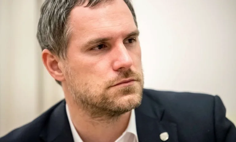 Прага се страхува за живота на кмета си - Tribune.bg