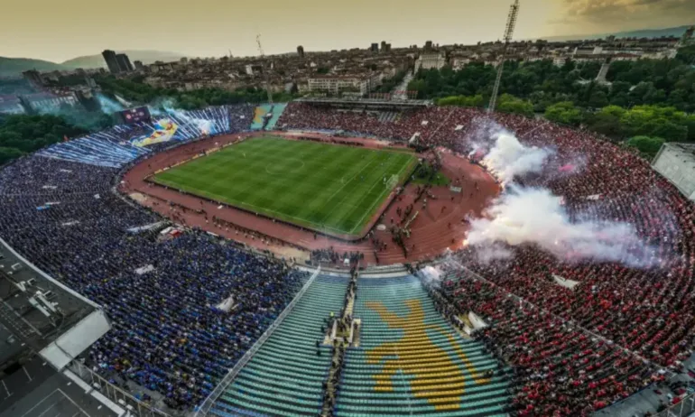 Продадоха 21 000 билета за ЦСКА - Левски - Tribune.bg