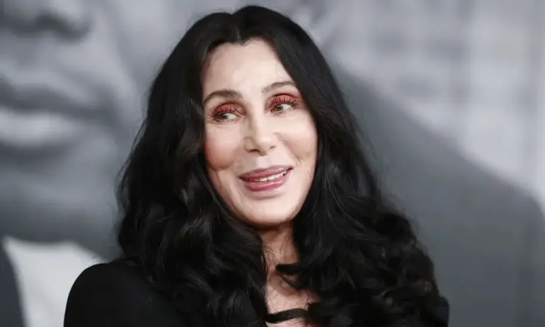 Шер пуска собствена марка сладолед - Tribune.bg