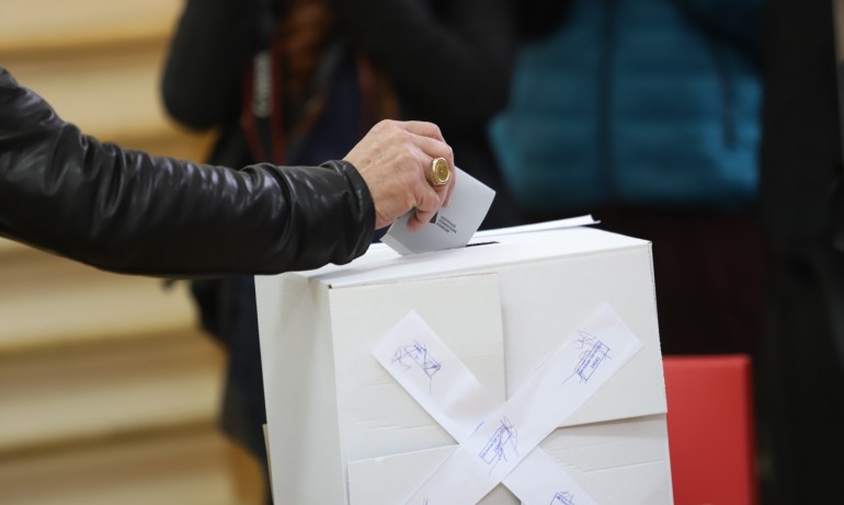 ЦИК: Избирателната активност е около 8.6 % към 11 часа (ДОПЪЛНЕНА) - Tribune.bg
