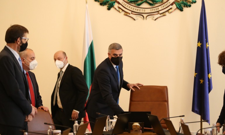 Янев като за последно: Зад спекулациите за нечестни избори стоят партийни интереси - Tribune.bg