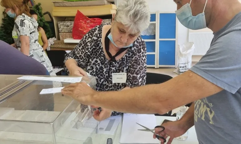 Бургас готов на 100 %: ГЕРБ - 24.04%, ИТН-22.46%, ДПС измести БСП от третото място - Tribune.bg