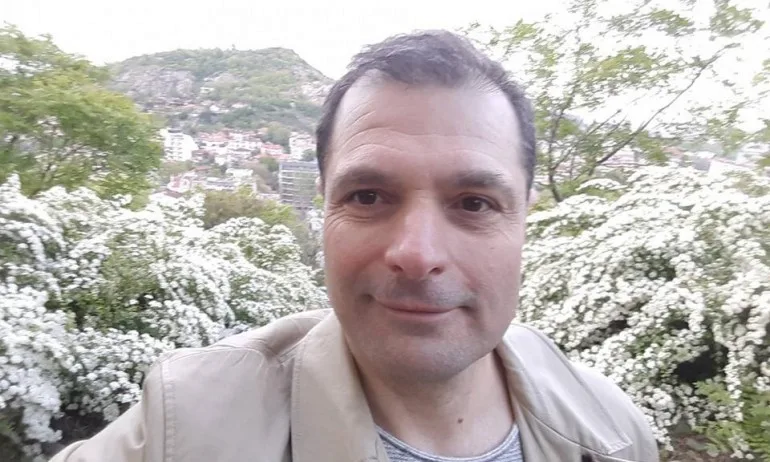 Иво Инджов: Синдромът на фуражката не напуска Радев - Tribune.bg