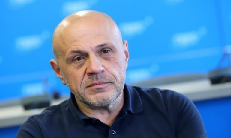 Томислав Дончев: Предлагам да се организира борса за покупка и продажба на депутати - Tribune.bg